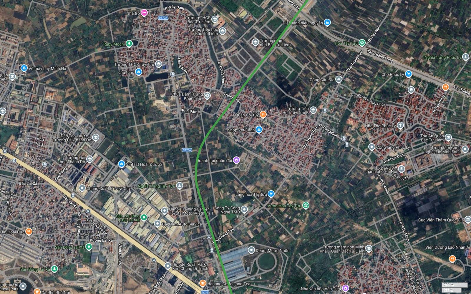 Ảnh vệ tinh tuyến metro số 4 Hà Nội khung 01 tại Tây Tựu Bắc Từ Liêm, vạch xanh chạy dọc trên nền ô thửa ruộng hoa và làng Phúc Lý